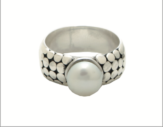 Dome Ring – Pearl (Size 7 & 9, Blush 2006 Archive)